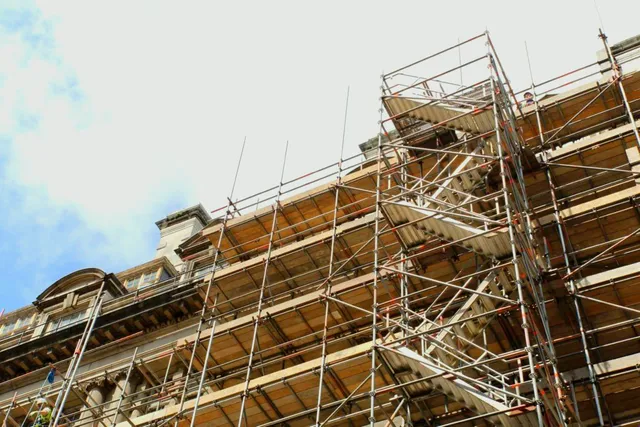 How the Weather in Brisbane Affects Scaffolding Safety & What You Must Do How the Weather in Brisbane Affects Scaffolding Safety & What You Must Do