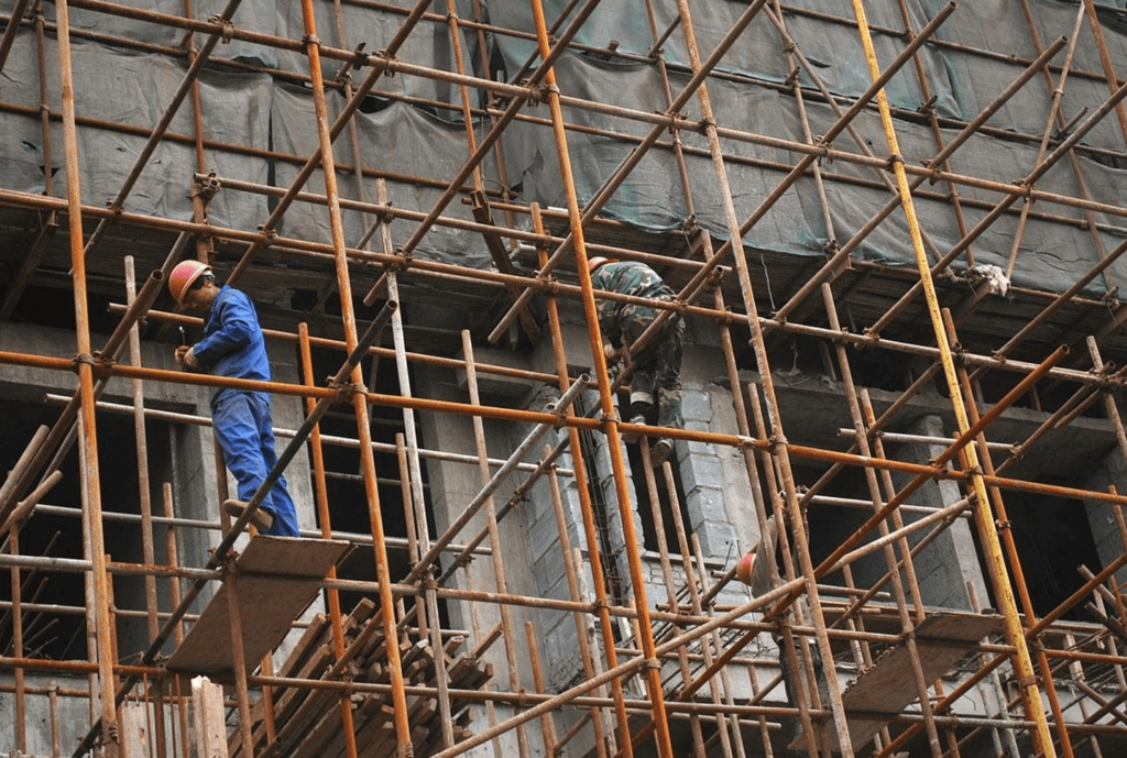 Why Brisbane Builders Trust Professional Scaffolding Services