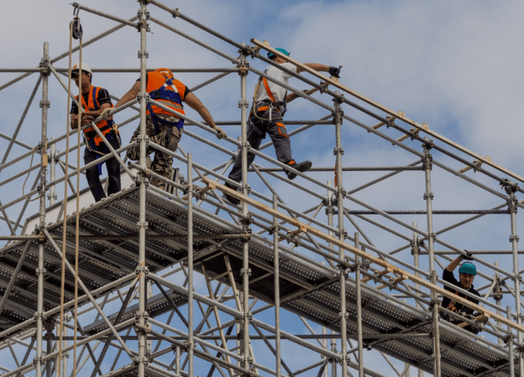 Why Brisbane Builders Trust Professional Scaffolding Services